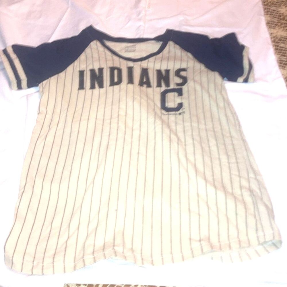MLB Genuine Merchandise Girls' Cleveland Indians Pinstripe Shirt XL 14-16
